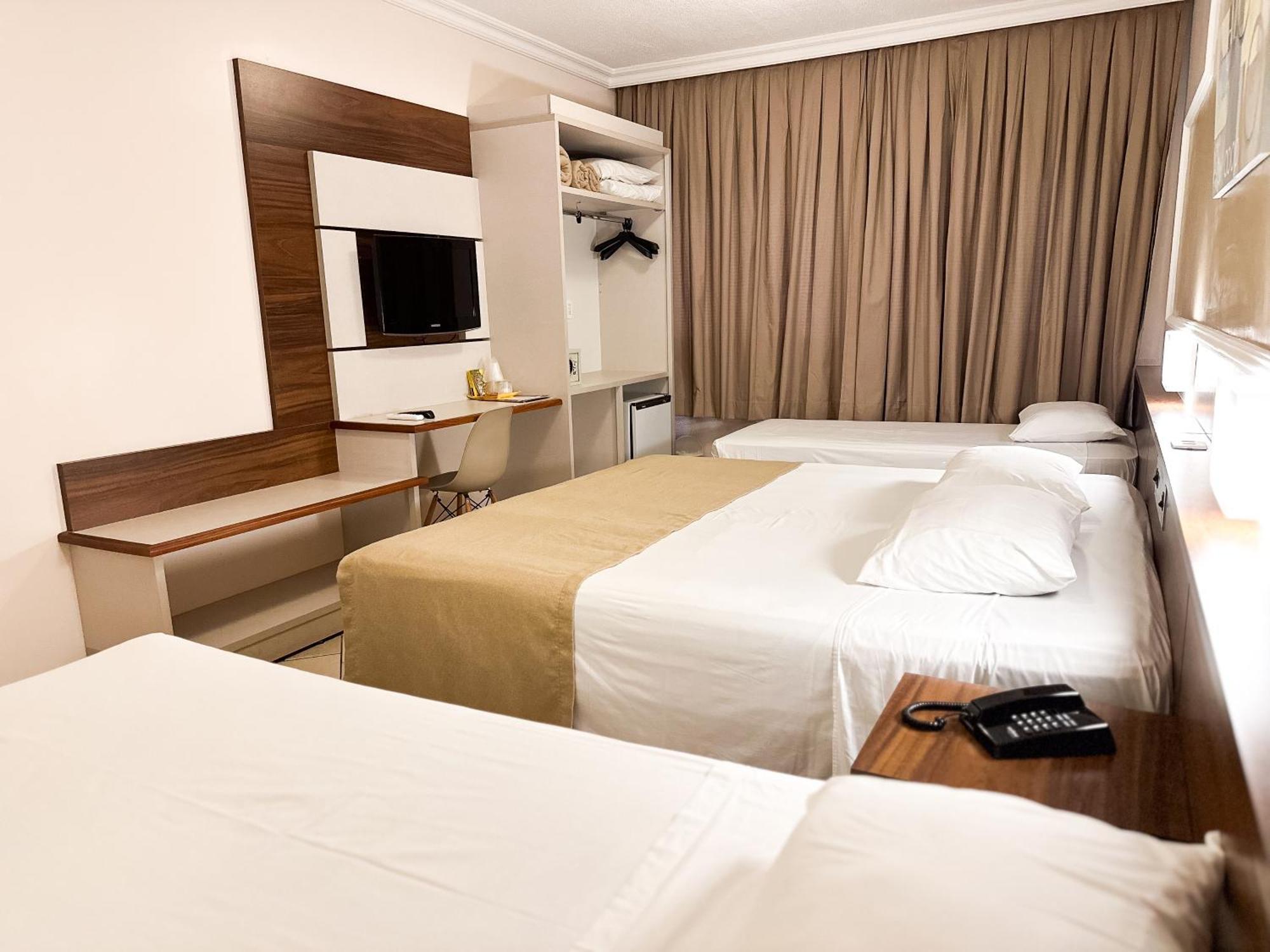 San Rafael Comfort Class Hotel Фос-ду-Іґуасу Екстер'єр фото