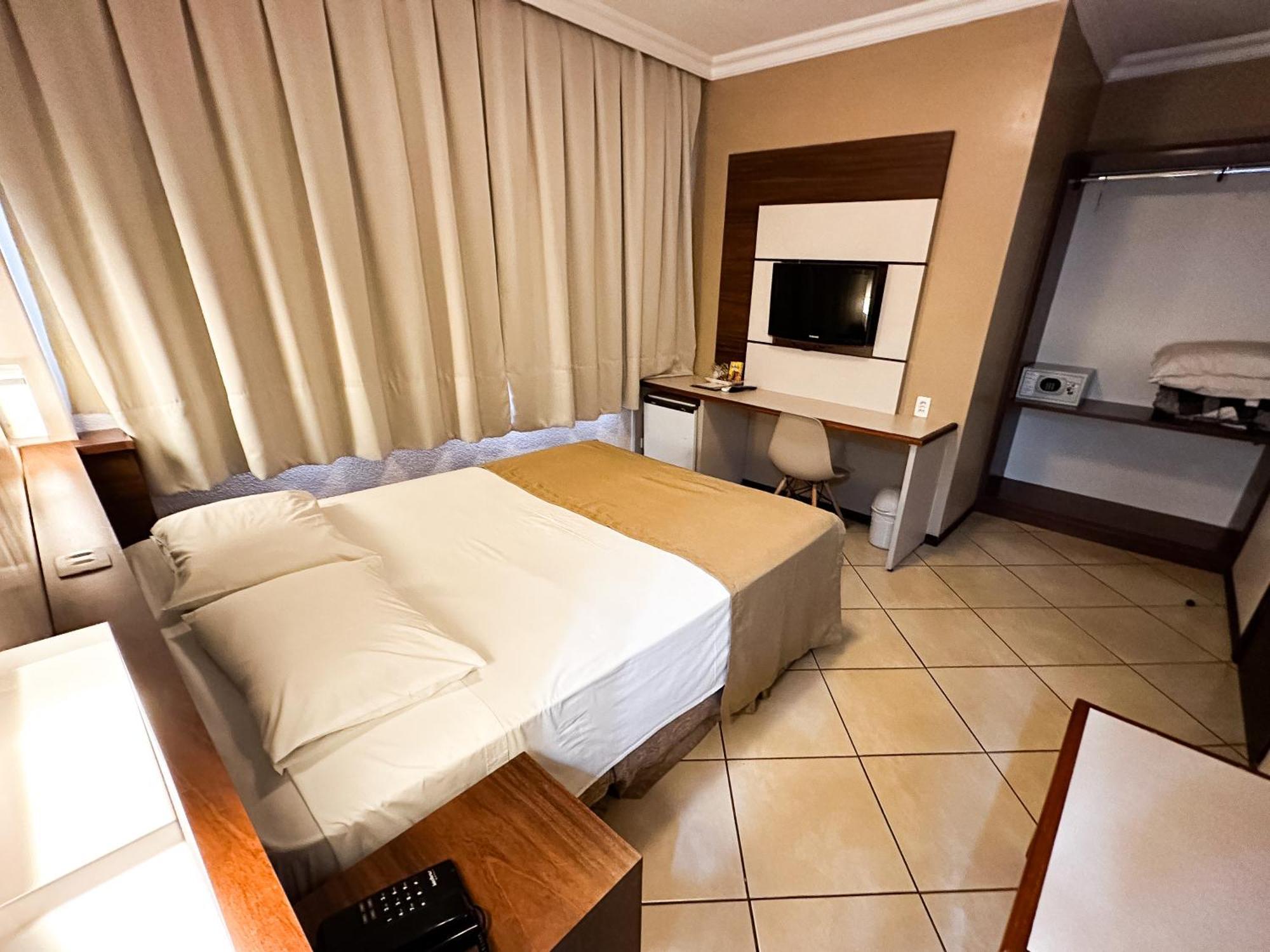 San Rafael Comfort Class Hotel Фос-ду-Іґуасу Екстер'єр фото
