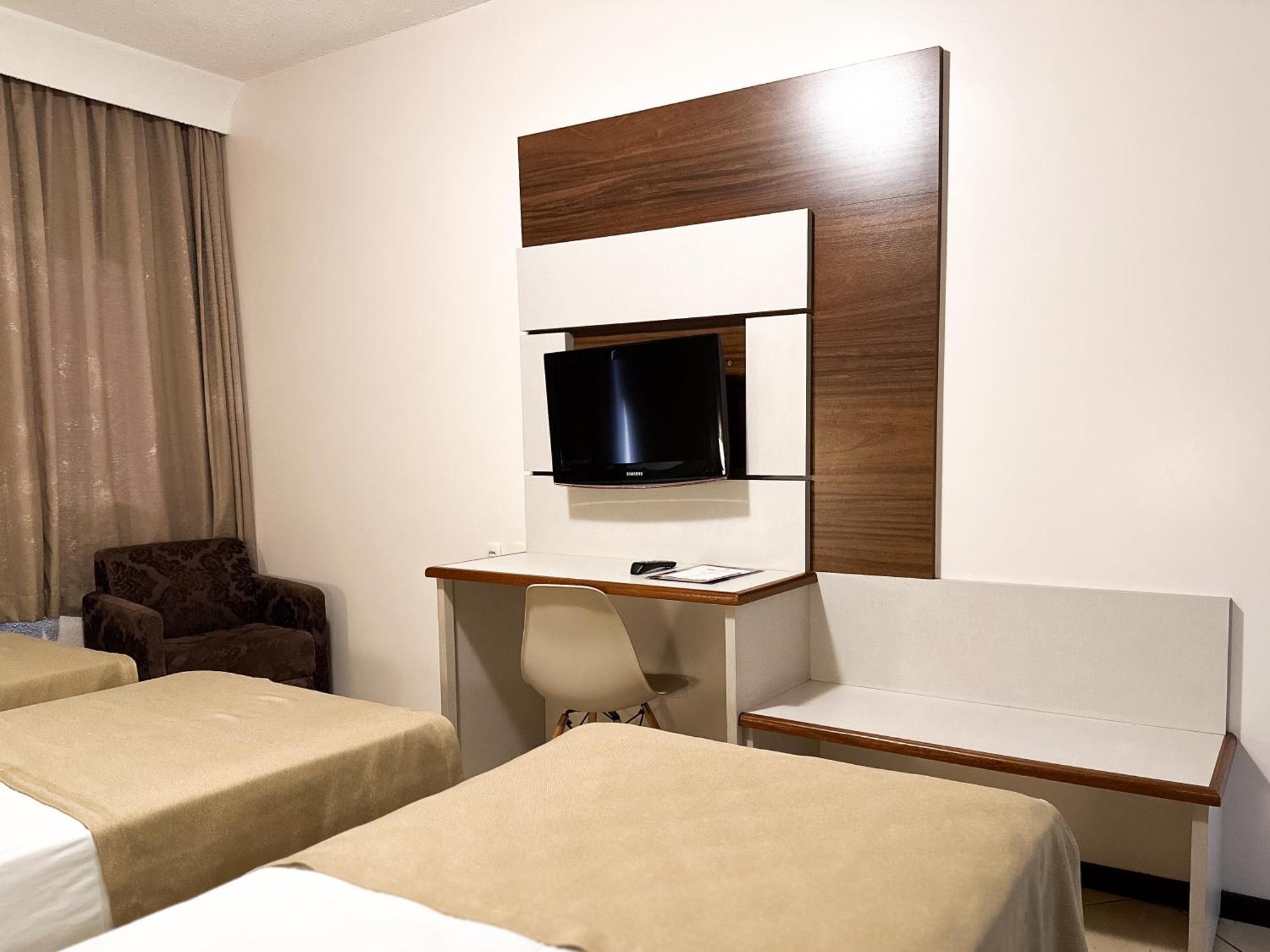 San Rafael Comfort Class Hotel Фос-ду-Іґуасу Екстер'єр фото